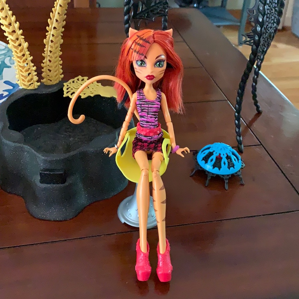 Monster High Toralei Stripe Doll